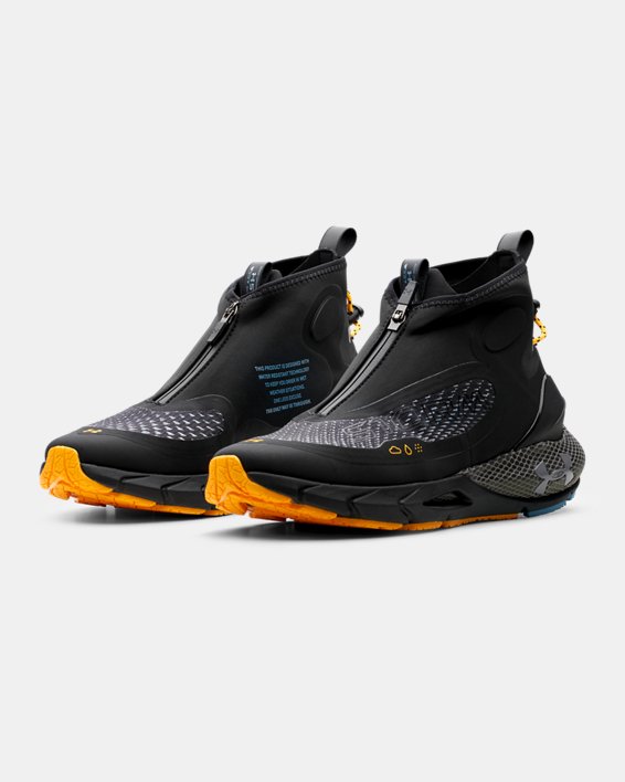 Men's UA HOVR™ Phantom 2 Storm Running Shoes, Black, pdpMainDesktop image number 3